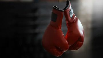 Amerikan Boksu Erkeklerin Kadınlara Karşı Yarışmasına İzin Veriyor