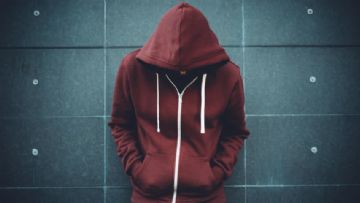 Anime Bağımlılığı, Sosyal Medya ve Transseksüellik Epidemisi