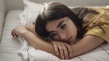 Asperger Sendromuna Sahip Bir Annenin, Aynı Sendromdan Muzdarip Çocuğu Trans Aktivistlerin Etkisi Altında Kaldı