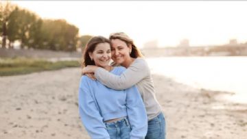 Bir Annenin Kaleminden: Pandemi, Akran Etkisi ve Transseksüellik