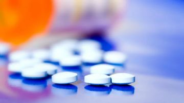 Birleşik Krallık'ta Çocuklara Ergenlik Engelleyici Reçete Edilmesi Yasaklandı