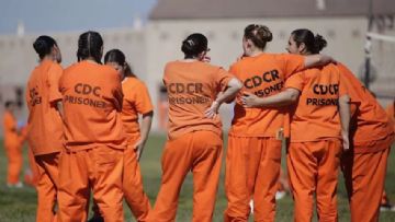 Cinsel Saldırıdan Kurtulan Kadın, Trans Mahkumla Aynı Hücreye Hapsedilme Hikayesini Anlatıyor