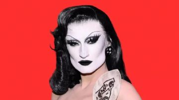 Drag Queen Yarışması Mastektomi Sahnesiyle Büyük Tepki Çekti