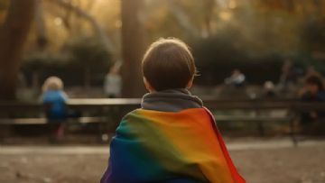 İngiltere'de Çocuklara Ergenlik Engelleyici İlaçlar Reçete Edilmeyecek