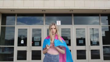 Lise Öğrencileri Arasındaki Cinsiyet Değiştirme Trendi: Borç Esareti ve Kimlik Temelli Tıp