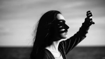 Makale: Heteroseksüel ve Lezbiyen Kadınların Ölüm Oranındaki Eşitsizlikler