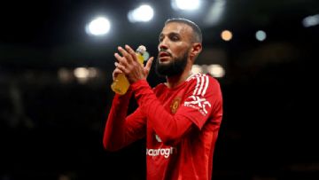 Manchester United Oyuncusu Noussair Mazraoui LGBT Ceketi Giymeyi Reddetti