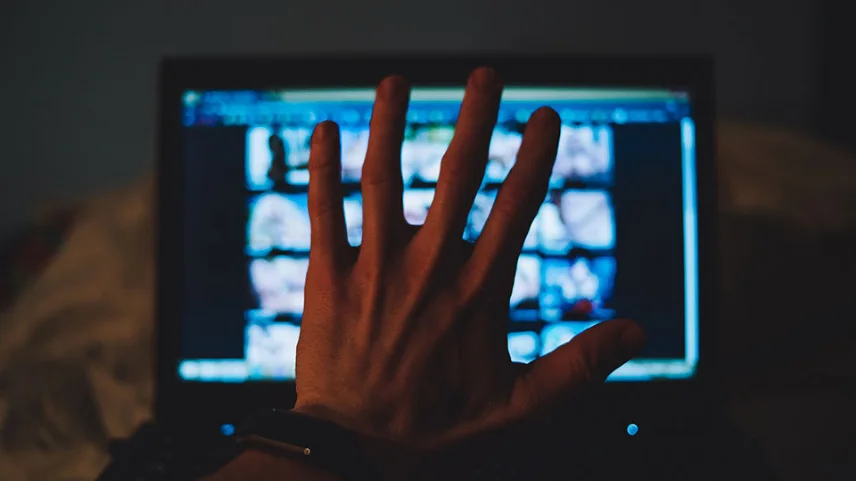 Okuyucular Yanıtlıyor: Tecavüz Kültürü, Transgenderizm ve Porno Dünyasında Büyümek