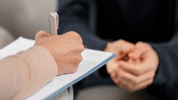 Uzman Görüşü: Cinsiyet Disforisi Birden Fazla Nedenden Kaynaklanabilir