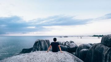 Toplumsal Cinsiyet İdeolojisi Gençleri Ailelerine Yabancılaştırıyor