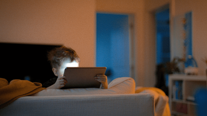 YouTube Kids’te Transseksüellik ve Pornografi